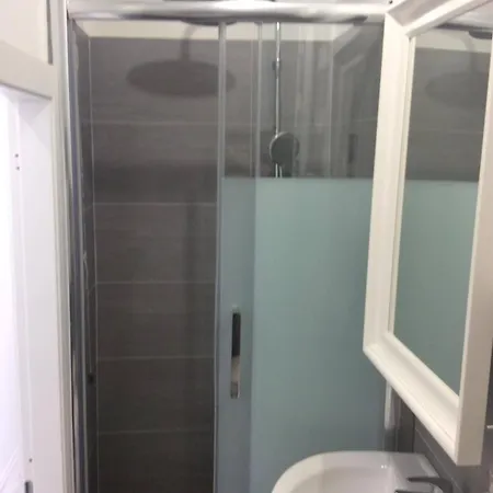 Bella With Ac And Balcony Daire