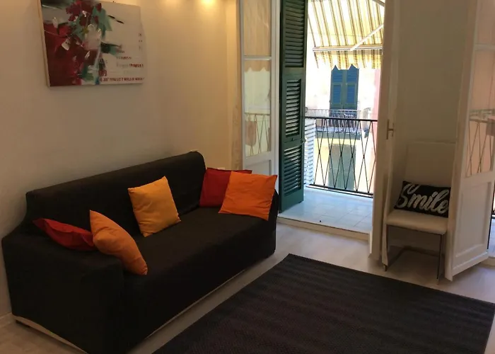 Bella With Ac And Balcony *