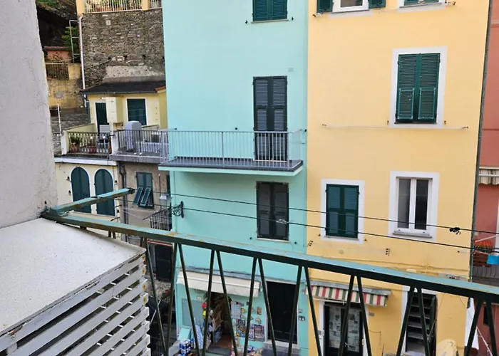 Bella With Ac And Balcony Apartman