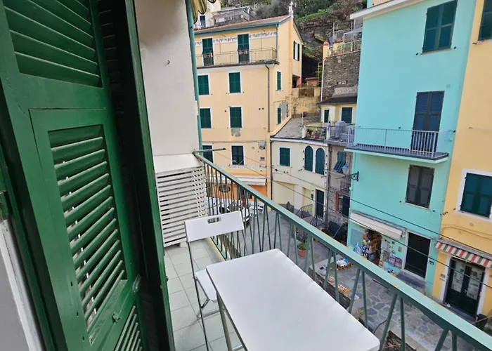 Bella With Ac And Balcony Apartman