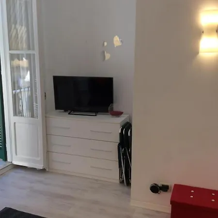 Bella With Ac And Balcony